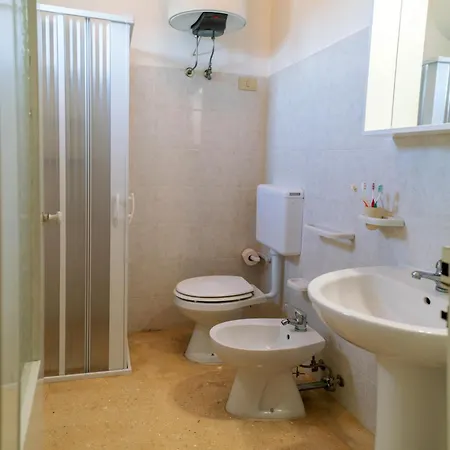 Palazzo Trani * 卡斯崔加纳诺德尔卡波