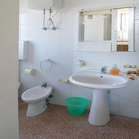 Palazzo Trani * 卡斯崔加纳诺德尔卡波