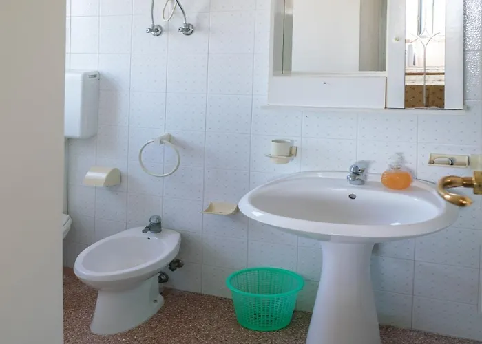 Palazzo Trani * 卡斯崔加纳诺德尔卡波